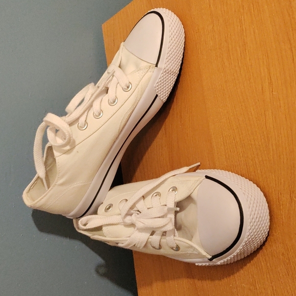 womens airwalk canvas shoes